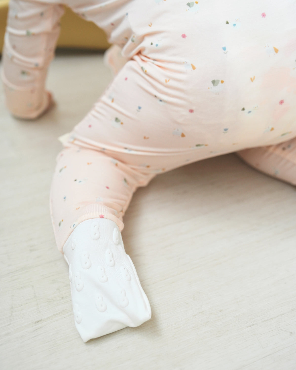 Magnetic Baby Sleepsuit – The Little Friends Collection