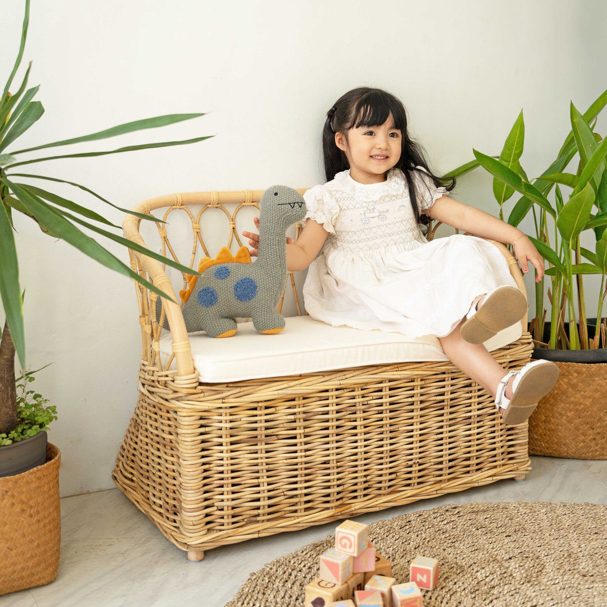 MOMIJI Callie Storage Basket Couches