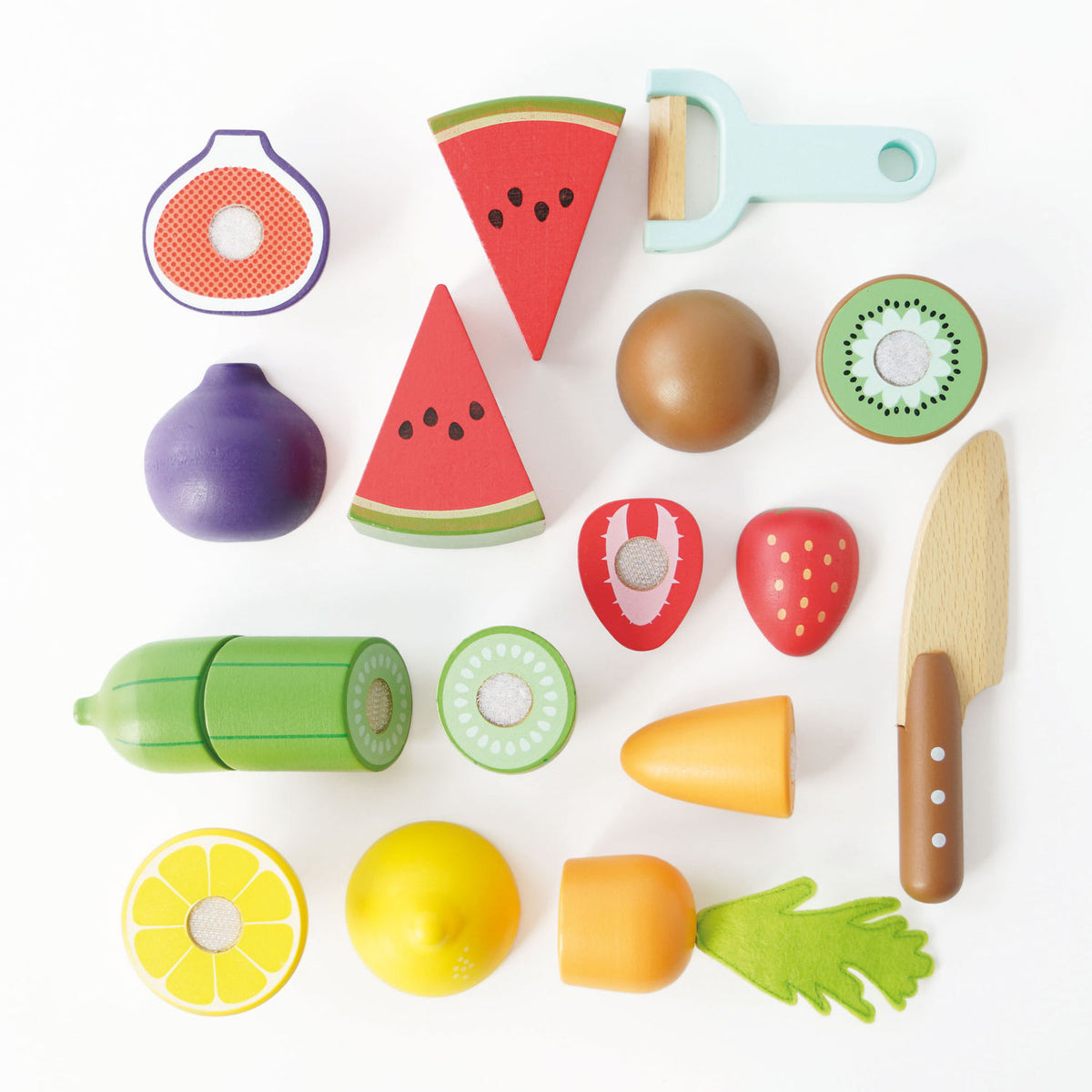 Le Toy Van Wooden Chopping Board & Sliceable Play Food