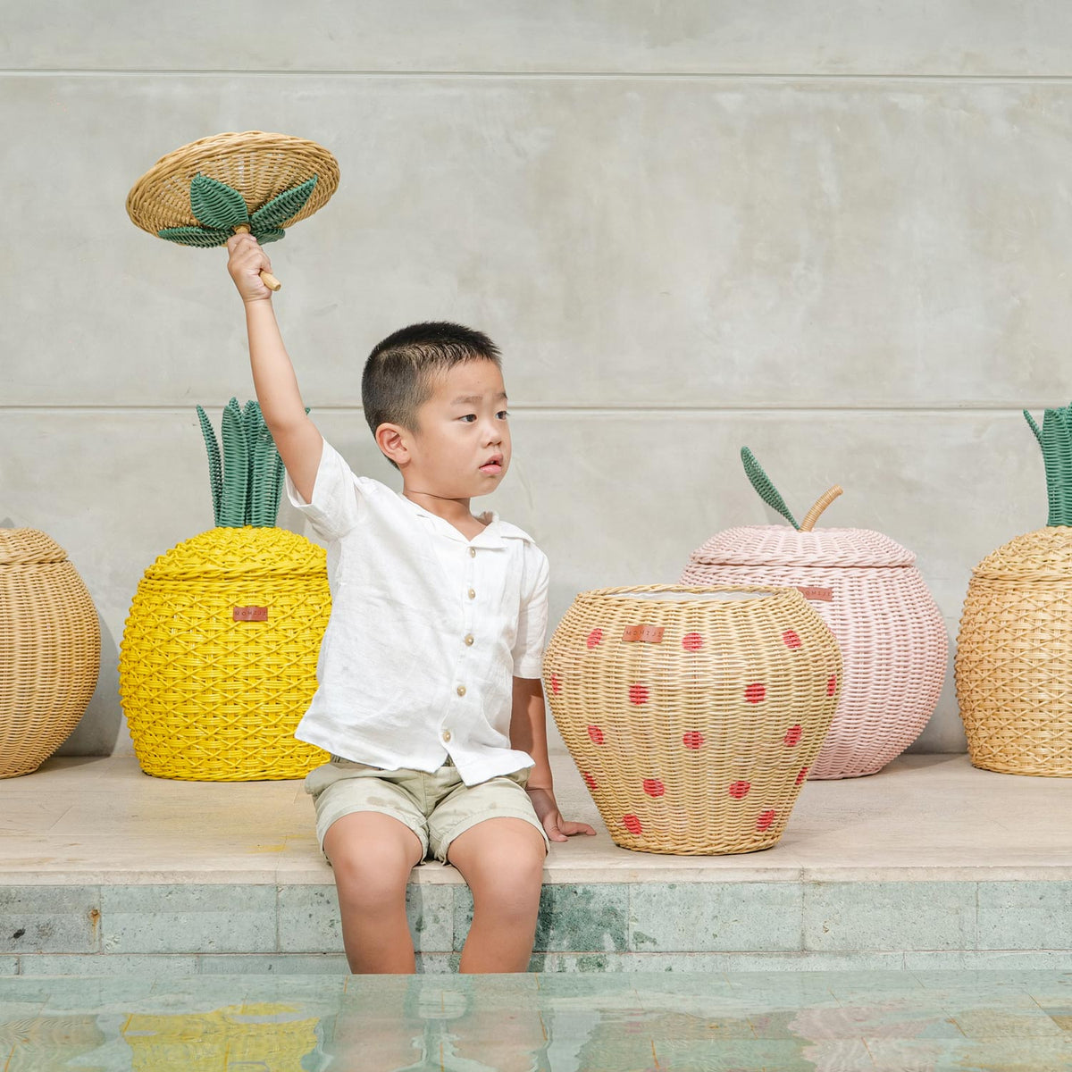 MOMIJI Strawberry Wicker Basket