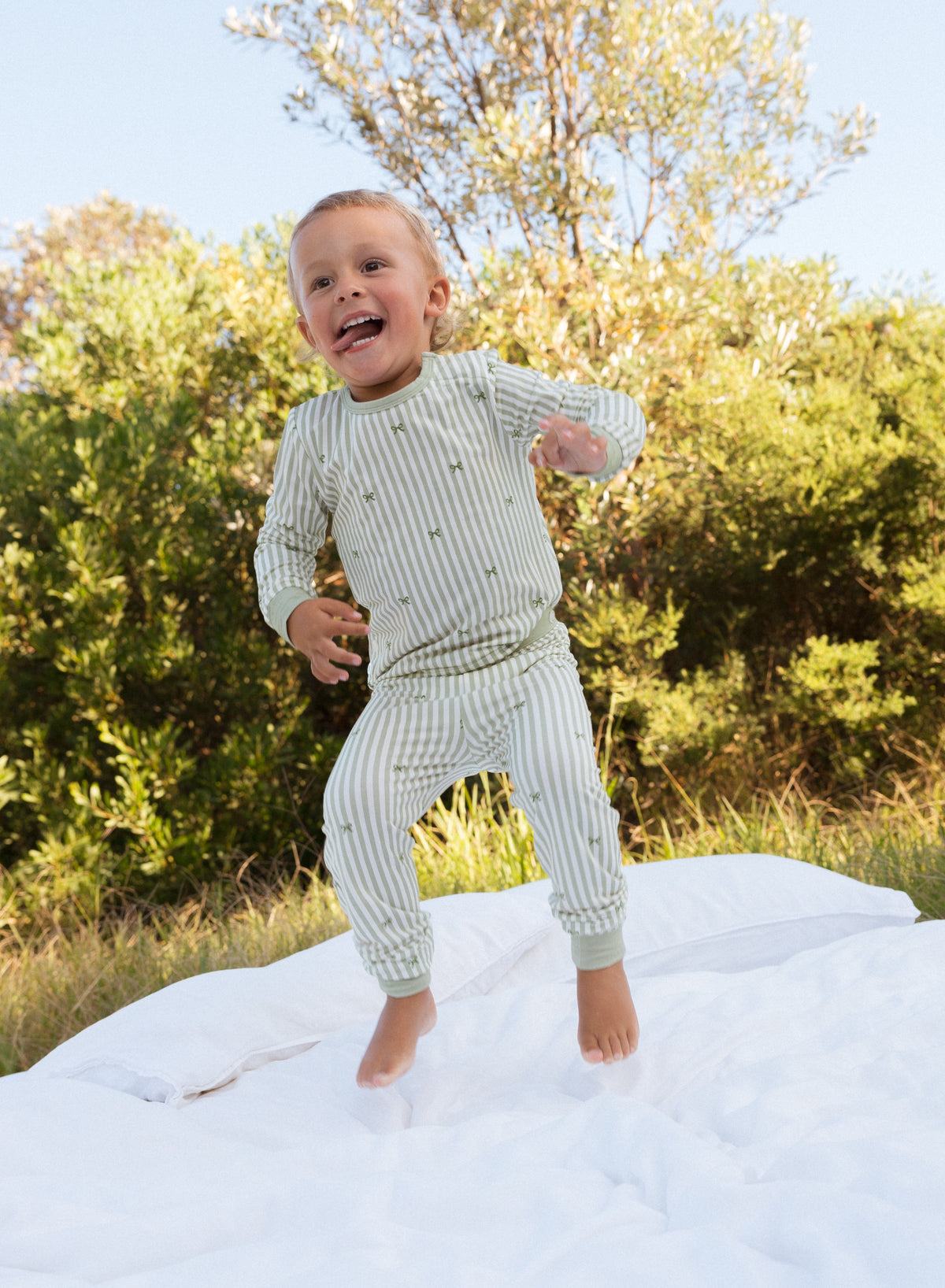 Magnetic-Collar Toddler Pyjamas (2-Piece Set) - The Good Days