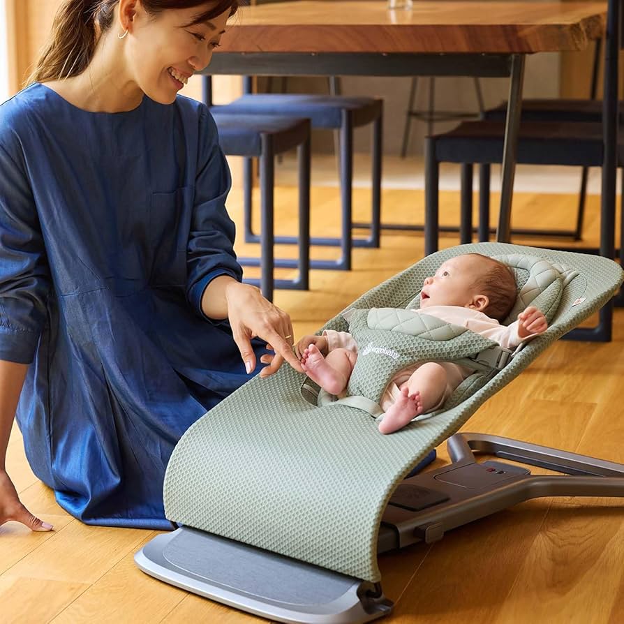 Ergobaby Evolve 3-in-1 Bouncer Mesh
