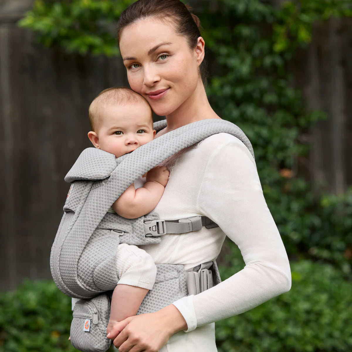 ergobaby omni deluxe baby carrier