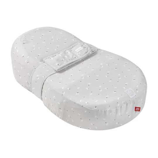Red Castle | Cocoonababy Nest with Fitted Sheet