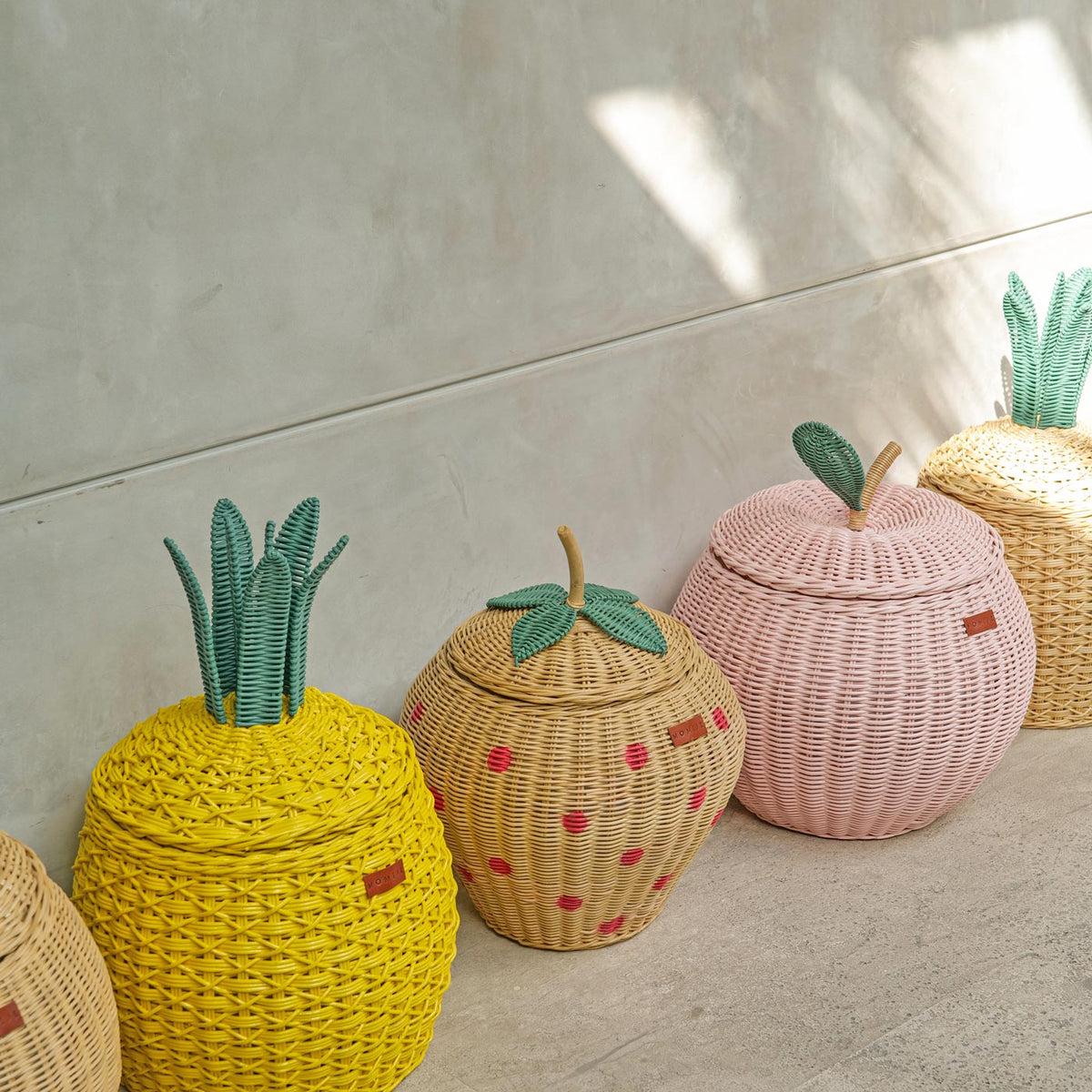 MOMIJI Strawberry Wicker Basket