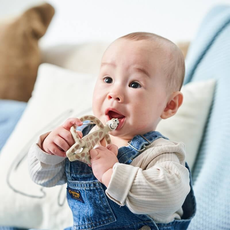 Matchstick Monkey Animal Teether - Gigi Giraffe