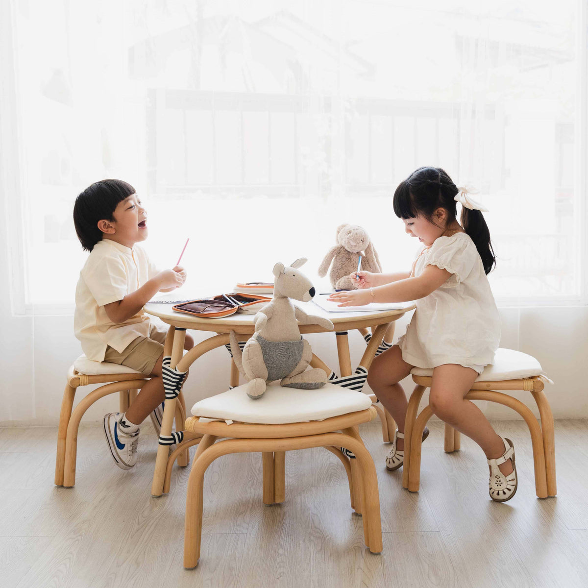 MOMIJI Aulia Kids Stool