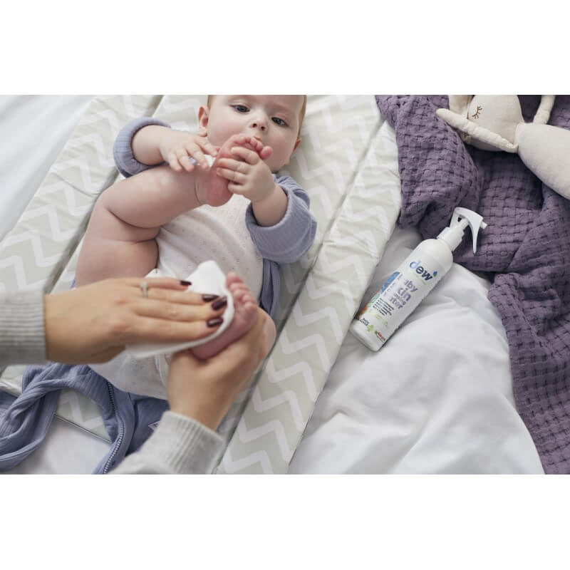 dew Baby Cleansing Water - 500ml (Exp: 10/26)