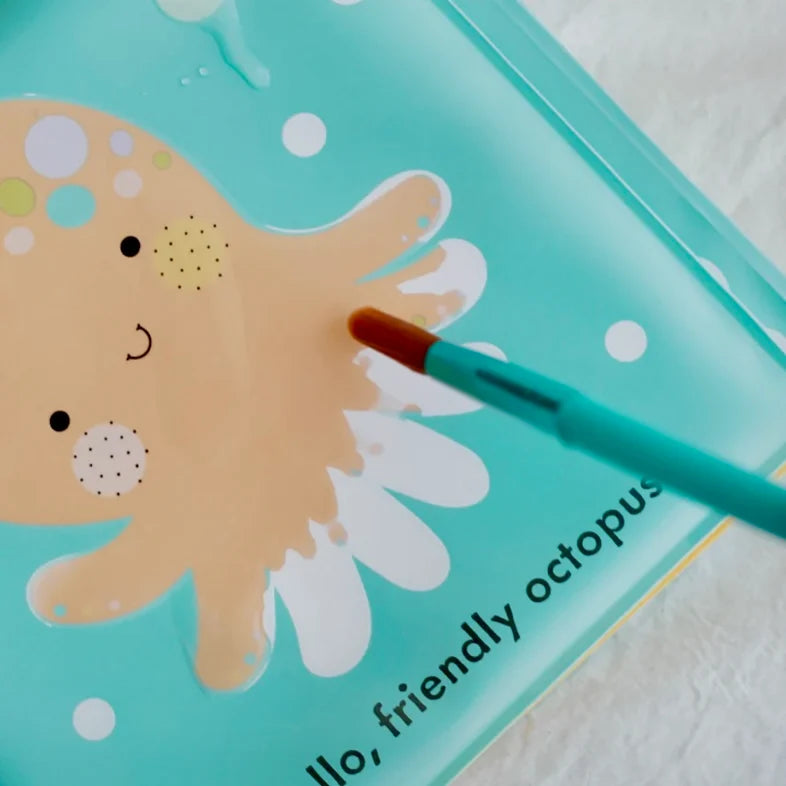 Baby Touch: My Magic Bath Book