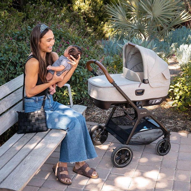 Nuna CARI Next Carrycot and Infant Car Seat - Biscotti
