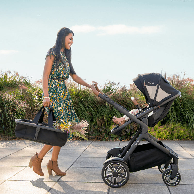Nuna DEMI Grow Stroller - Caviar