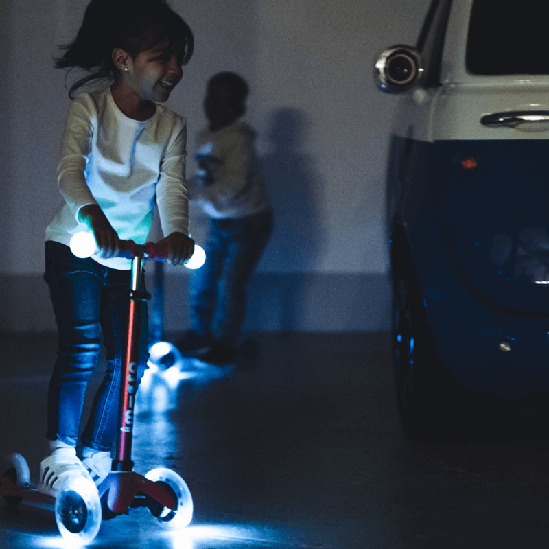 Micro Scooter Mini Deluxe LED - Magic
