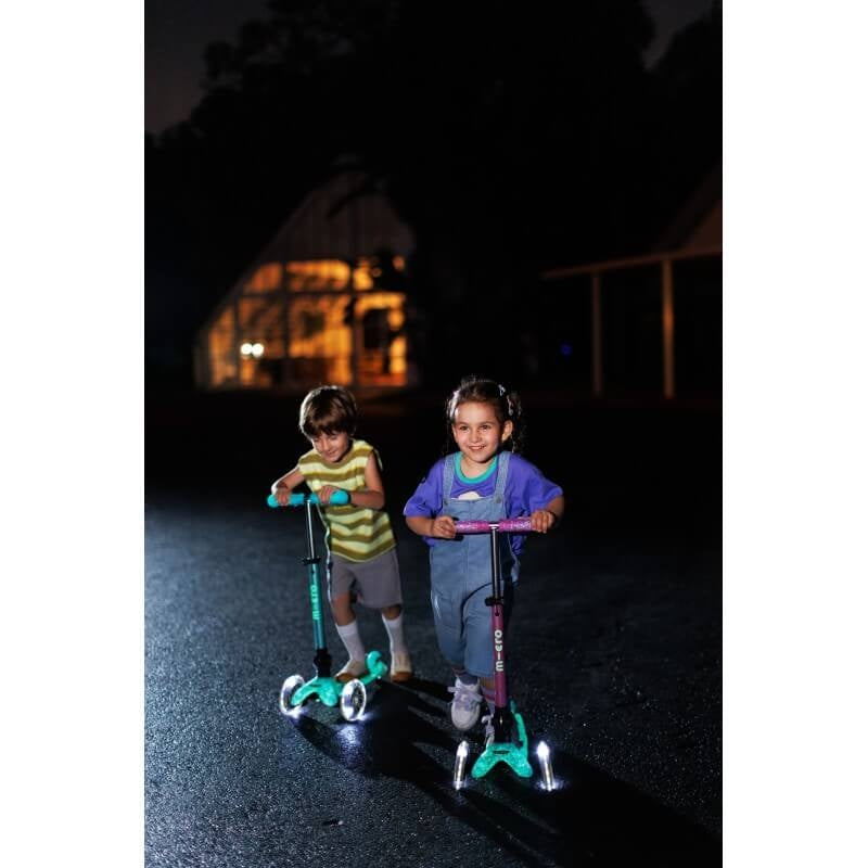 Micro Scooter Mini Deluxe Foldable Orion LED - Blue