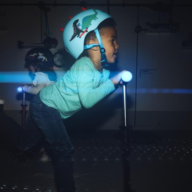 Micro Scooter Mini Deluxe LED - Magic