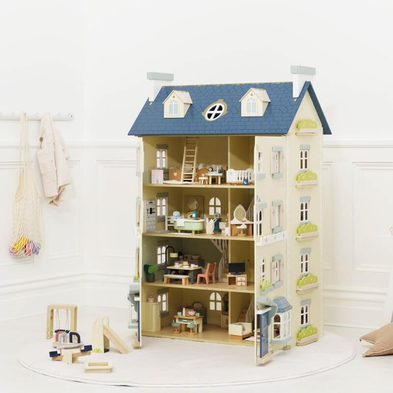 Le Toy Van Palace Doll House