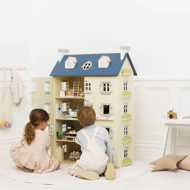 Le Toy Van Palace Doll House