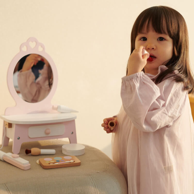 Classic World Pink Dresser